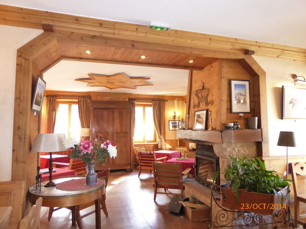 Hotel Restaurant La Couronne Chamonix Luaran gambar