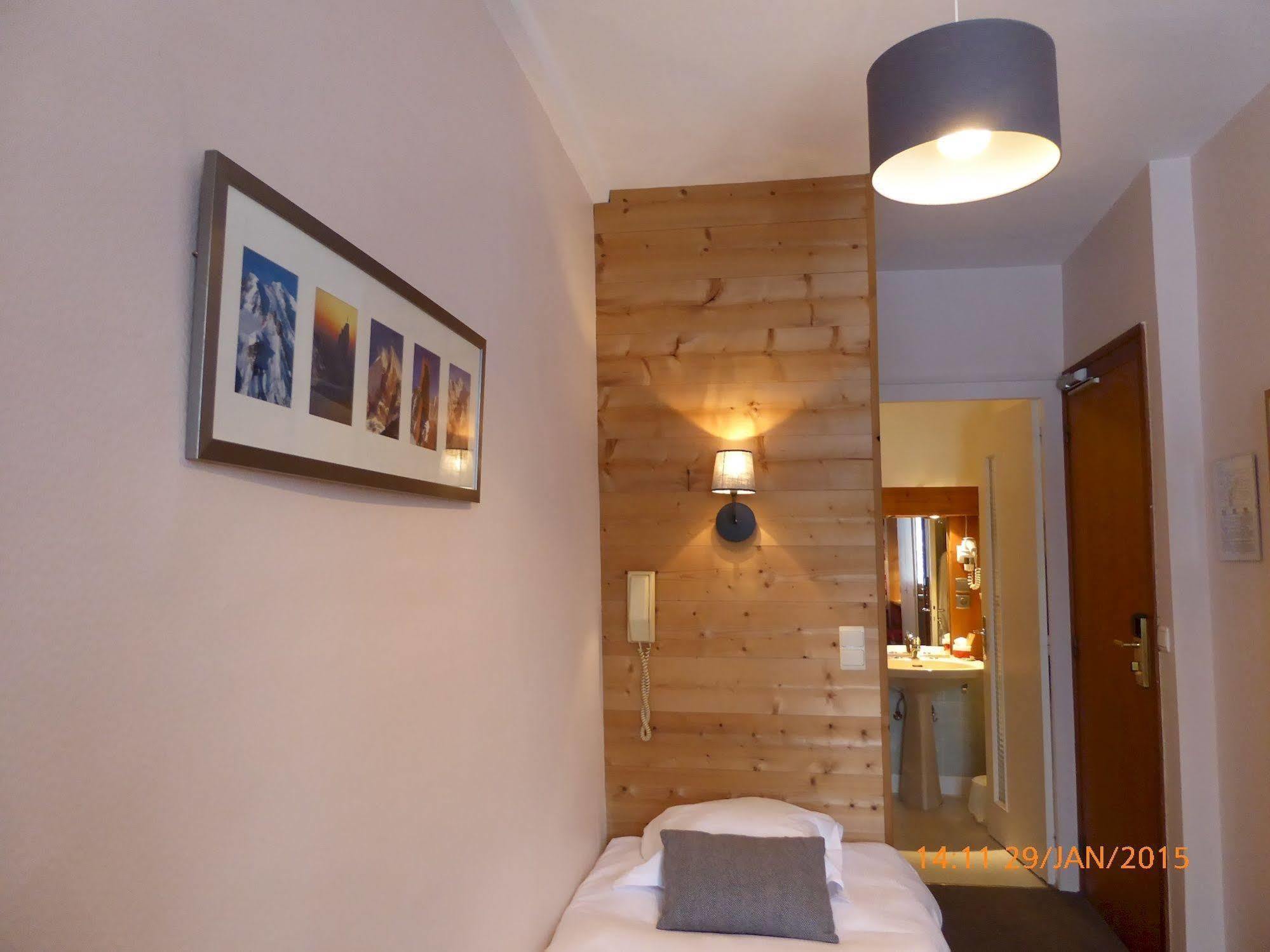 Hotel Restaurant La Couronne Chamonix Luaran gambar
