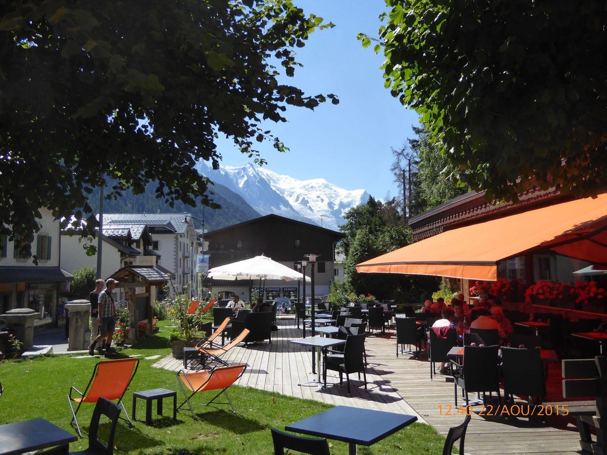 Hotel Restaurant La Couronne Chamonix Luaran gambar